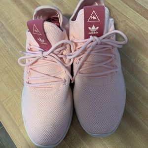 COPY - Pharrell Williams adidas HU